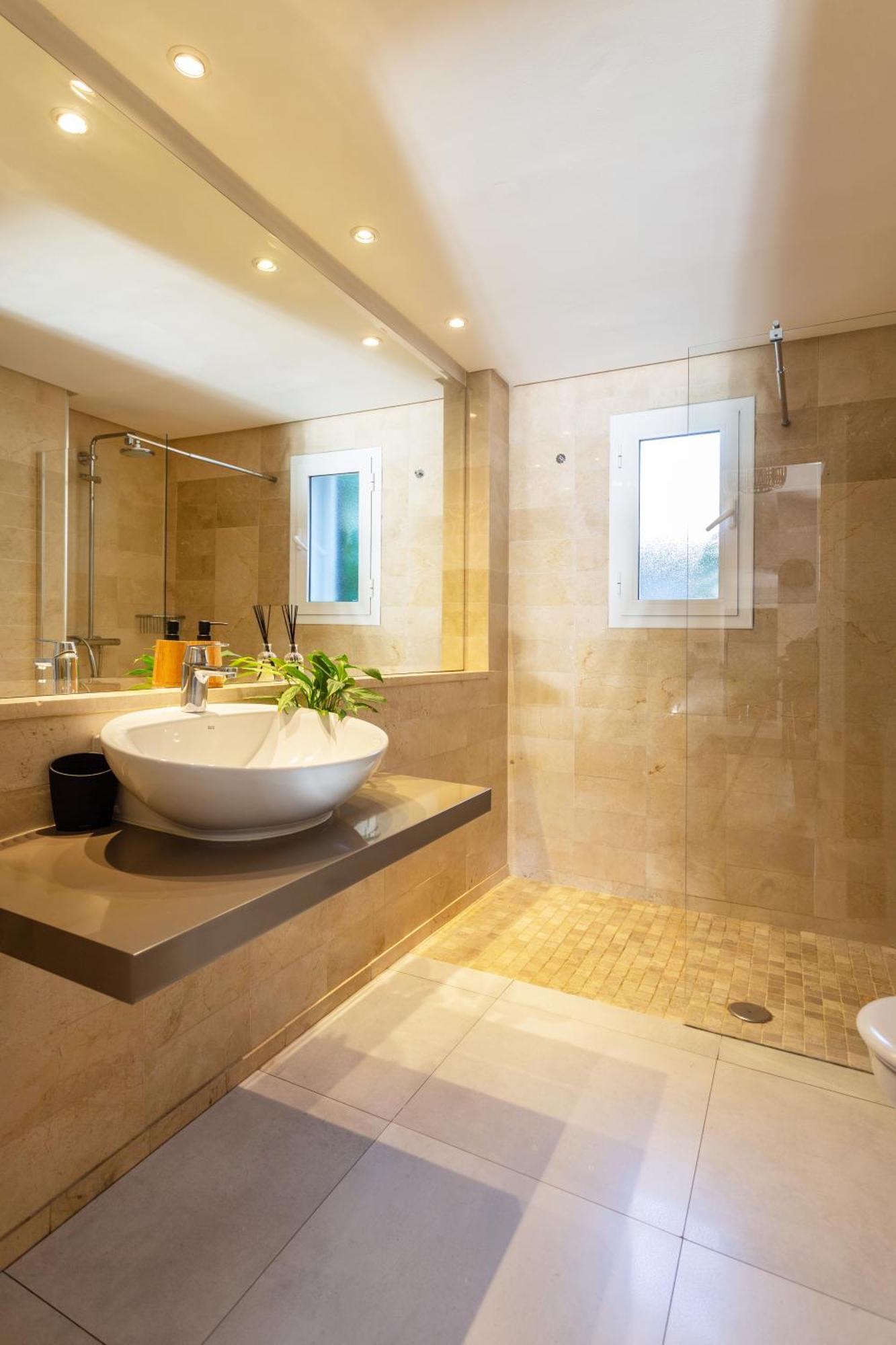 Ideal In Marbella, Near Nikki Apartamento