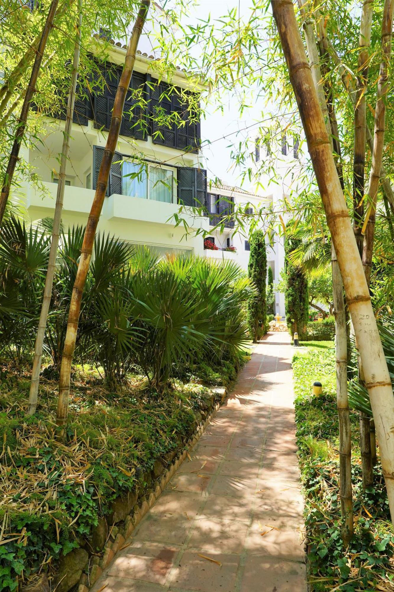 Ideal In Marbella, Near Nikki *