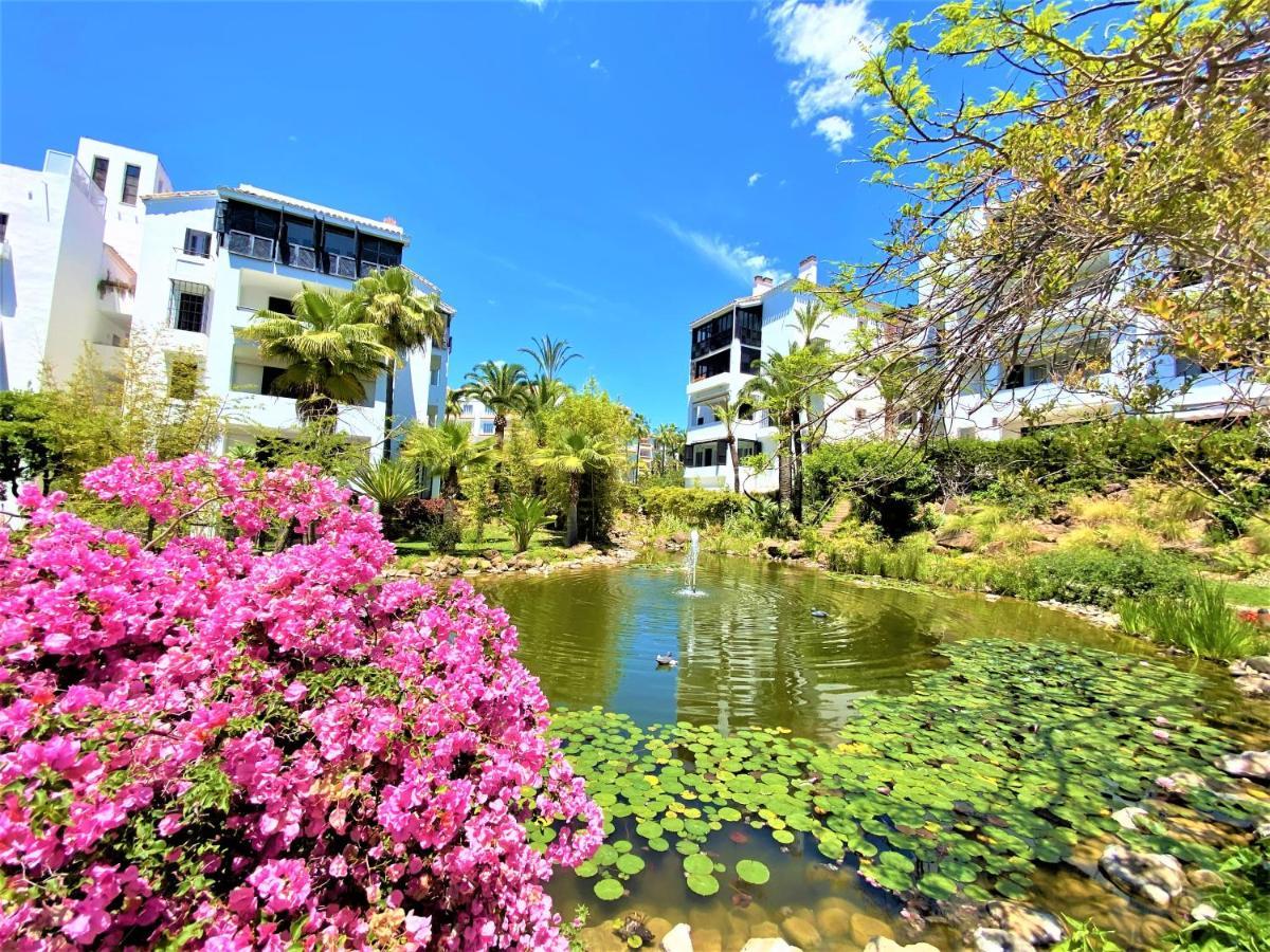 Ideal In Marbella, Near Nikki Apartemen *